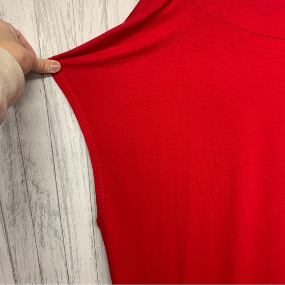 Womens Size 26/28 Eloquii Red Sleeveless Blouse NWT - Picture 6 of 6
